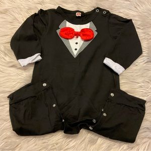 ⚡️⚡️⚡️⚡️⚡️Adorable costume baby